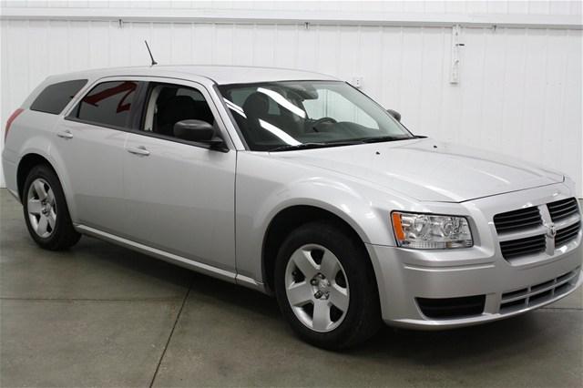 2008 Dodge Magnum Unknown