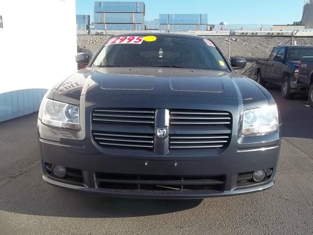 2008 Dodge Magnum S