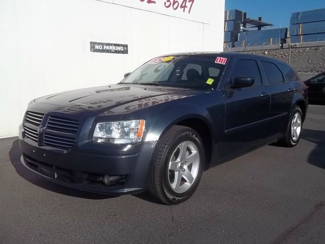 2008 Dodge Magnum S