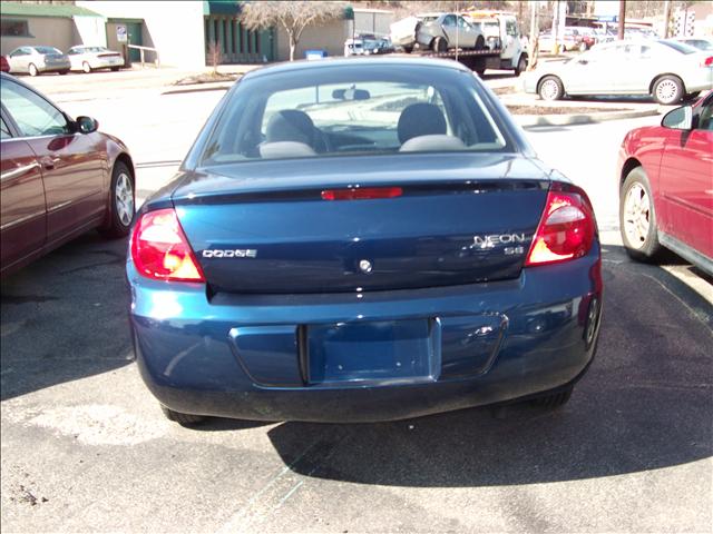 2003 Dodge Neon LE