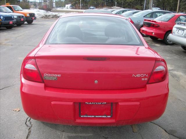 2003 Dodge Neon SE