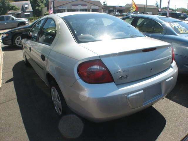 2003 Dodge Neon SE