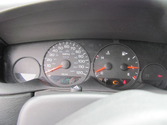 2003 Dodge Neon SE