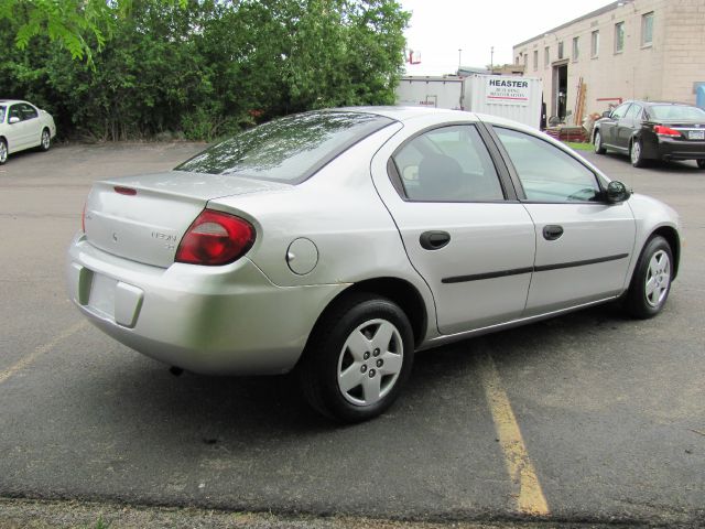 2003 Dodge Neon SE