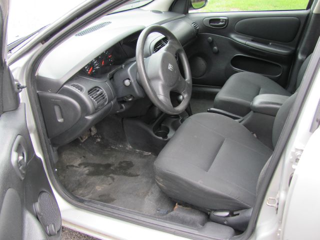 2003 Dodge Neon SE