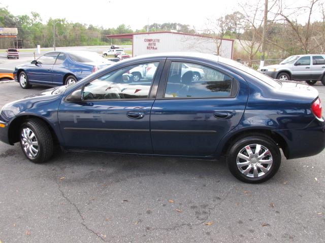 2003 Dodge Neon LE