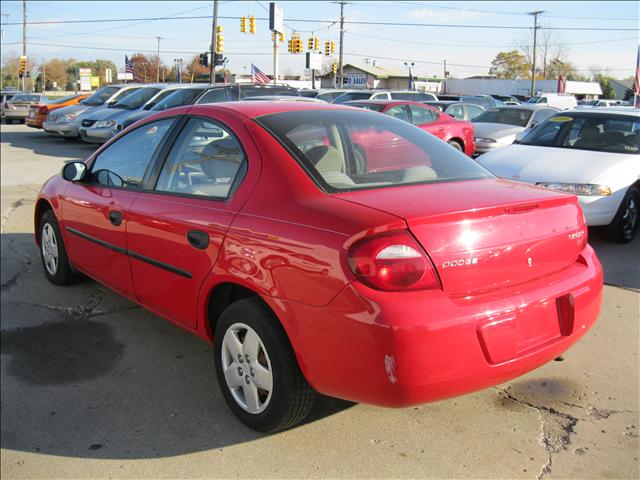 2003 Dodge Neon SE