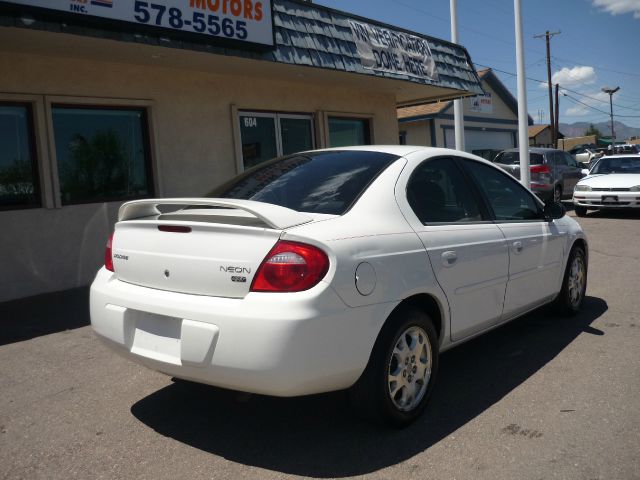 2004 Dodge Neon Country 4x4