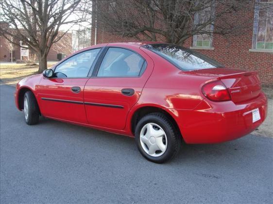 2004 Dodge Neon SE