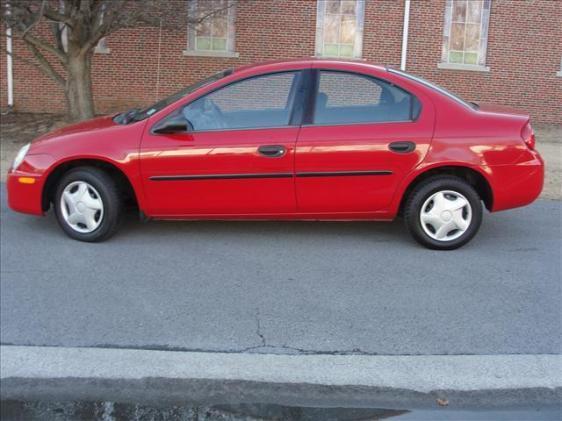 2004 Dodge Neon SE