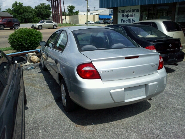 2005 Dodge Neon LE