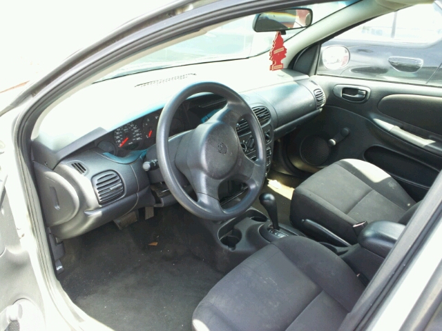 2005 Dodge Neon LE