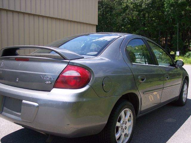 2005 Dodge Neon SE