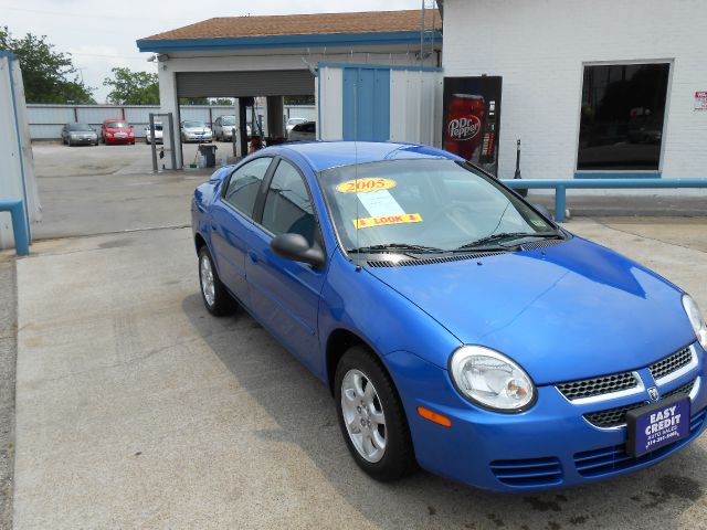 2005 Dodge Neon Unknown