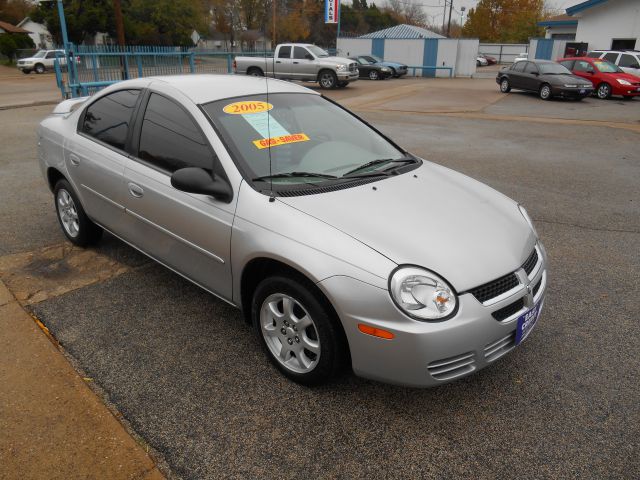 2005 Dodge Neon Unknown