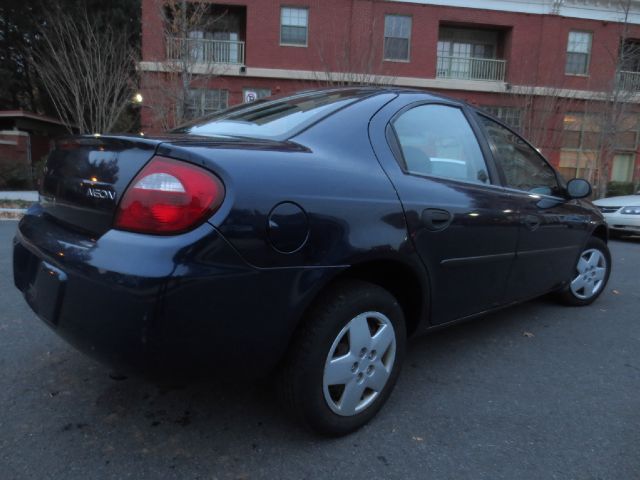 2005 Dodge Neon SE