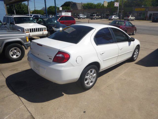 2005 Dodge Neon Unknown