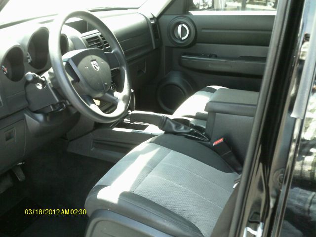 2007 Dodge Nitro 4dr Sdn S Auto