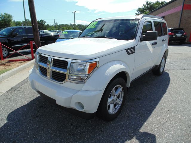 2007 Dodge Nitro Wagon SE