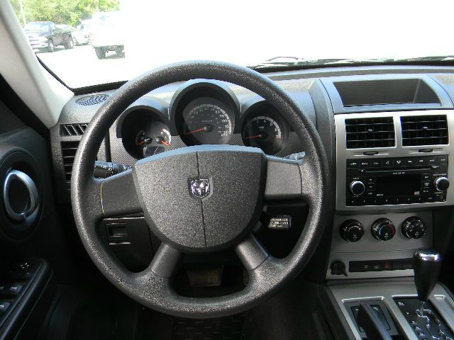 2007 Dodge Nitro Wolfsburg Edition Sedan