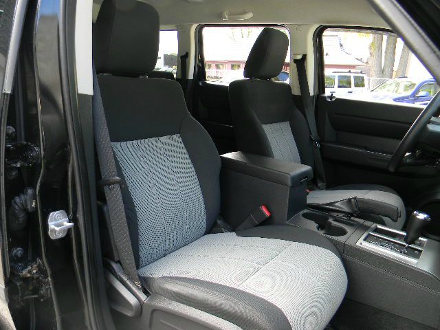 2007 Dodge Nitro Wolfsburg Edition Sedan