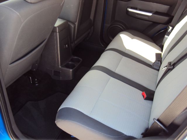 2007 Dodge Nitro MED LT Stone Cloth