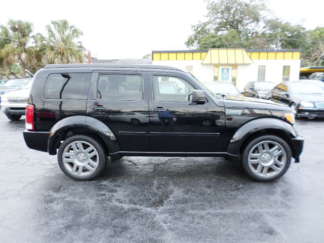 2007 Dodge Nitro Deluxe Convertible