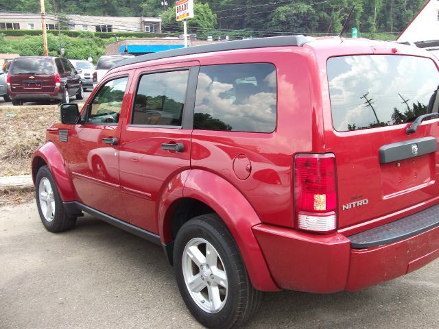 2007 Dodge Nitro Wolfsburg Edition Sedan