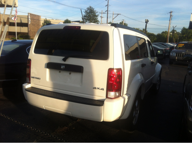 2008 Dodge Nitro Wolfsburg Edition Sedan