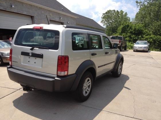 2008 Dodge Nitro 4dr Sdn S Auto