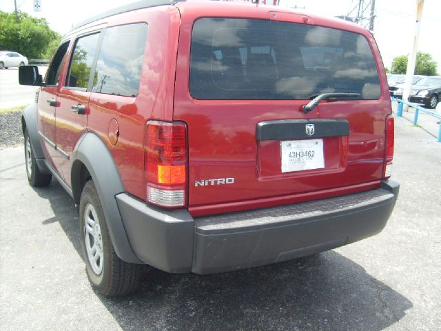 2008 Dodge Nitro 4dr Sdn S Auto