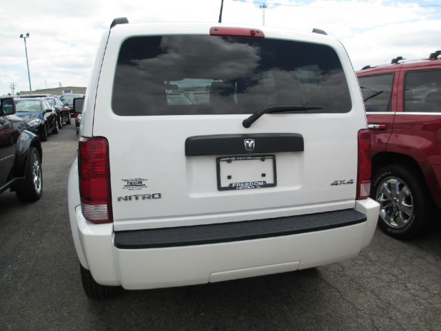 2008 Dodge Nitro Wolfsburg Edition Sedan