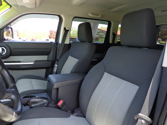 2008 Dodge Nitro Wagon SE