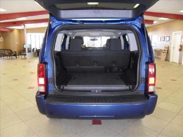 2010 Dodge Nitro LE - 7 Passenger