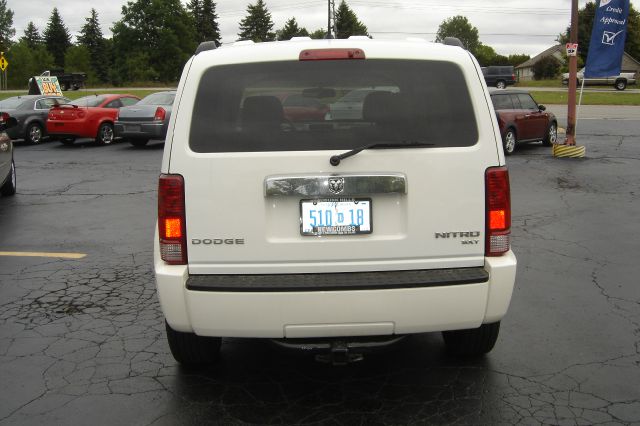 2010 Dodge Nitro Wolfsburg Edition Sedan