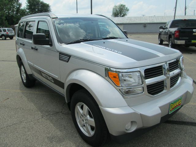 2010 Dodge Nitro EX-L W/ DVD System