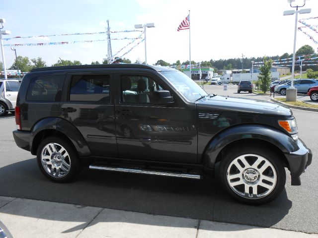 2011 Dodge Nitro Crew Cab Amarillo 4X4