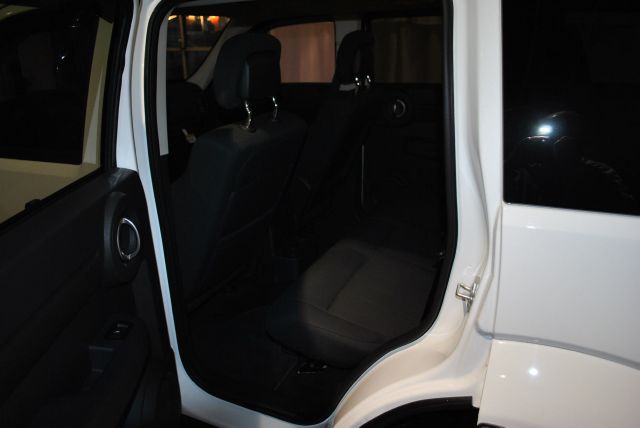 2011 Dodge Nitro Sle25004x4