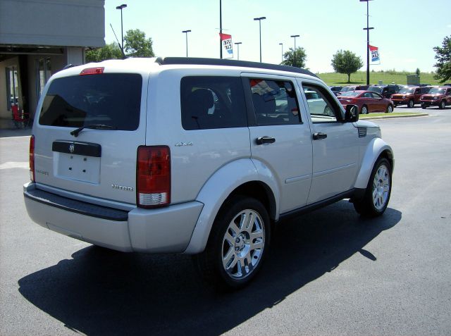 2011 Dodge Nitro Wolfsburg Edition 1.8 T