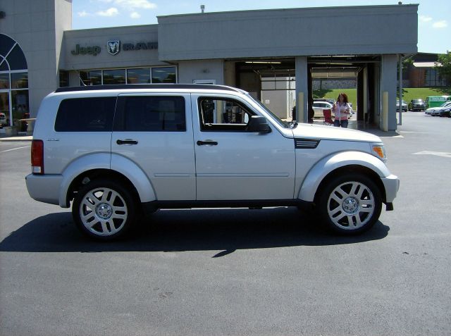 2011 Dodge Nitro Wolfsburg Edition 1.8 T