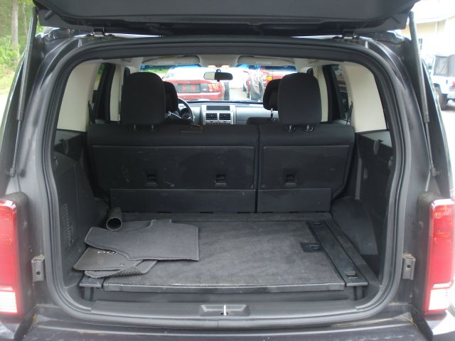 2011 Dodge Nitro EX-L W/ DVD System