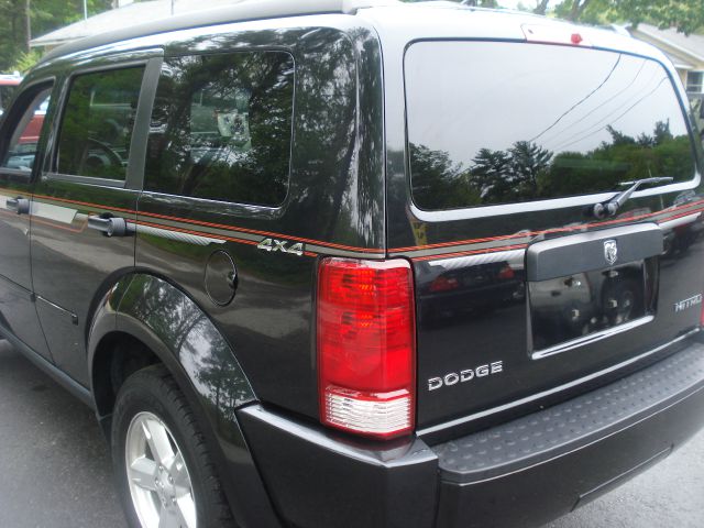 2011 Dodge Nitro EX-L W/ DVD System