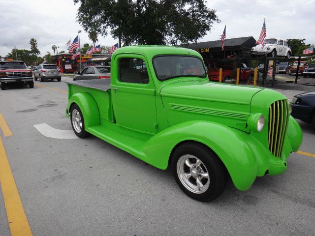 1938 Dodge PICK UP Convertible Comfort Seat Option (4-seats)