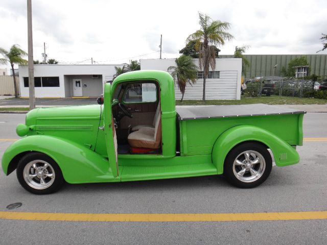 1938 Dodge PICK UP Convertible Comfort Seat Option (4-seats)