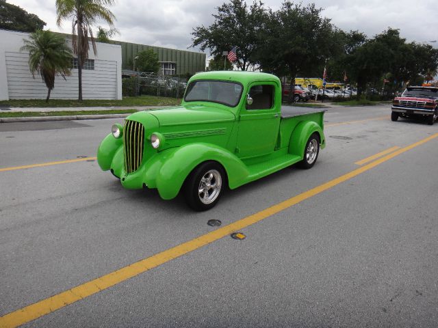 1938 Dodge PICK UP Convertible Comfort Seat Option (4-seats)