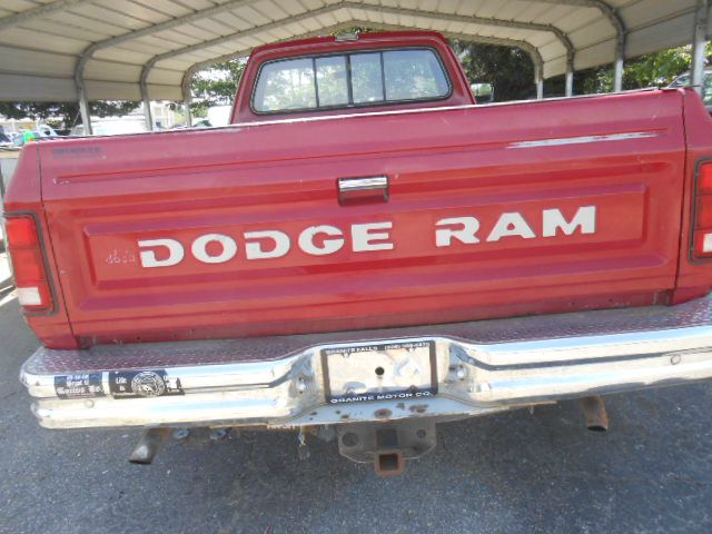 1989 Dodge RAM 150 29