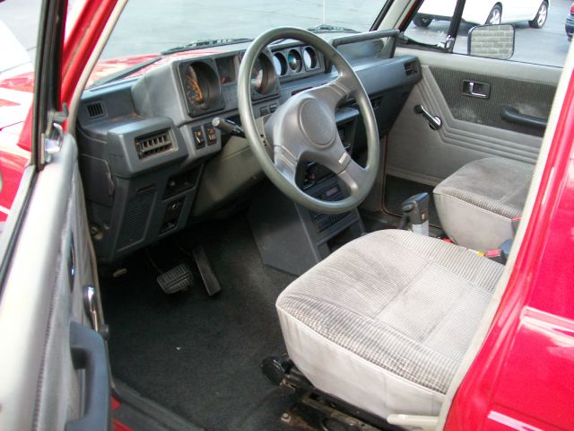 1988 Dodge Raider SLT 25