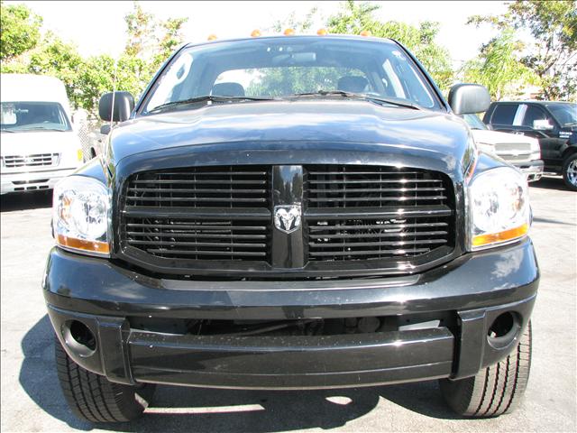 2003 Dodge Ram SLT 25