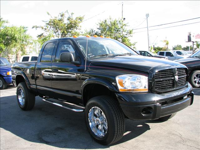 2003 Dodge Ram SLT 25