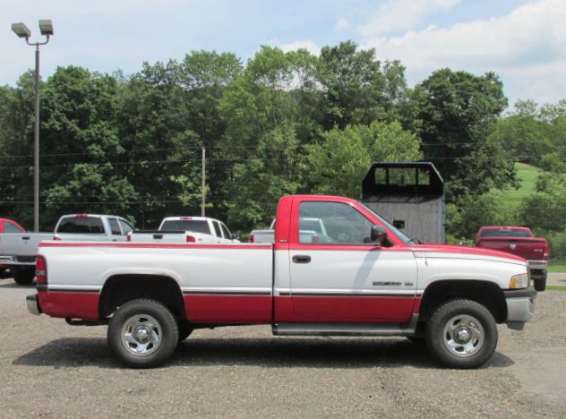 1995 Dodge Ram 1500 EX Auto 2WD